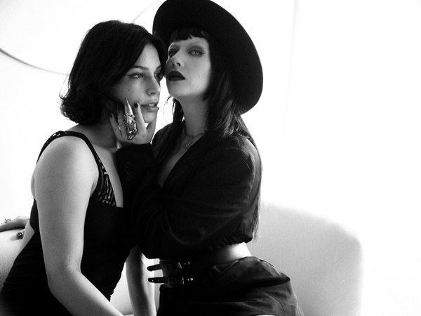 Guide Pratique : Comment Dénicher des Vêtements Éthiques à Prix Mini